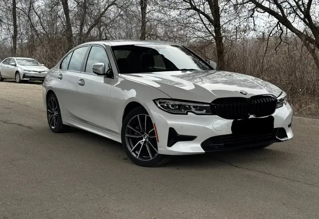 BMW 3 Series 2019 (G20, 330i xDrive) в Челябинске - Кроссовер в Челябинск