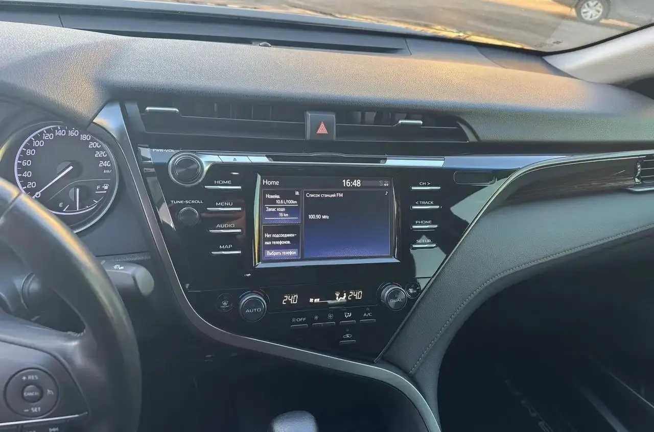 Продам Toyota Camry 2020 года - Легковые автомобили (Авто) в Бердянск