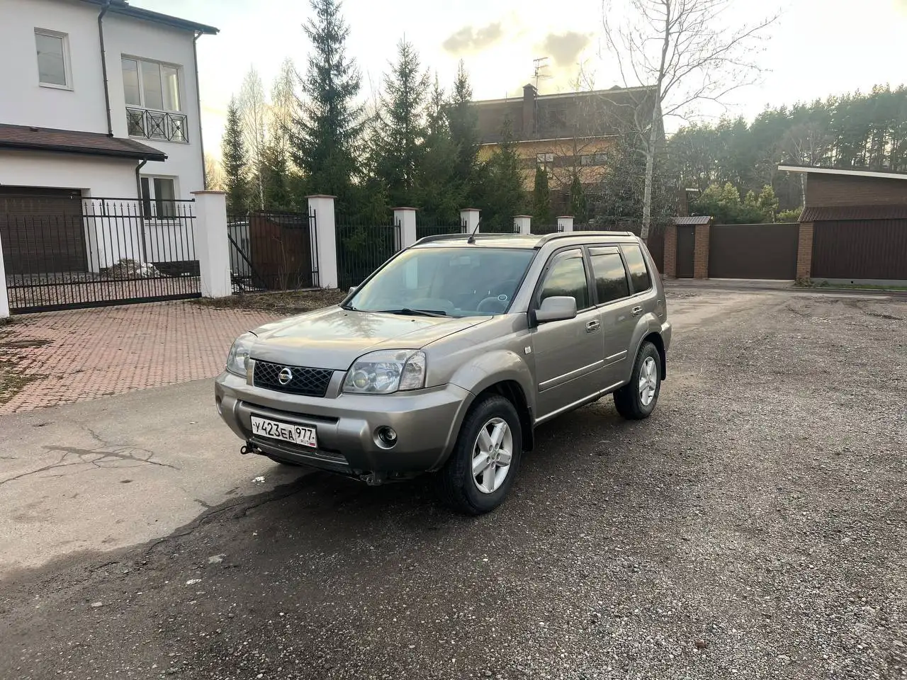 Продается Nissan X-Trail 2.5 автомат 2004 года - Внедорожники, кроссоверы (Авто) в Челябинск