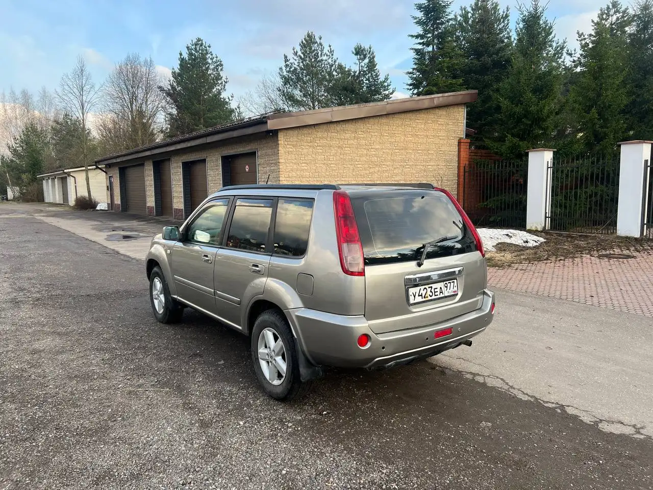 Продается Nissan X-Trail 2.5 автомат 2004 года - Внедорожники, кроссоверы (Авто) в Челябинск