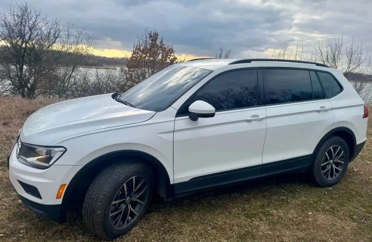 Volkswagen Tiguan 2021 2.0 TSI автомат 101000 км - Легковые автомобили (Авто) в Челябинск