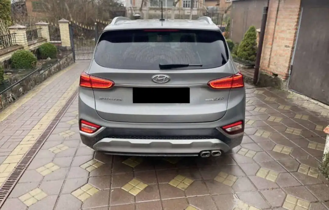 Hyundai Santa Fe 2019 года - Авто в Челябинск