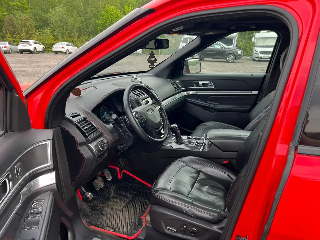 Ford Explorer 2015 3.5 AT - Легковые автомобили (Авто) в Челябинск