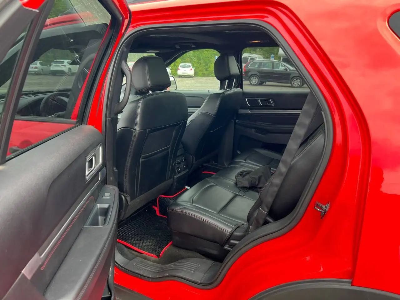 Ford Explorer 2015 3.5 AT - Легковые автомобили (Авто) в Челябинск