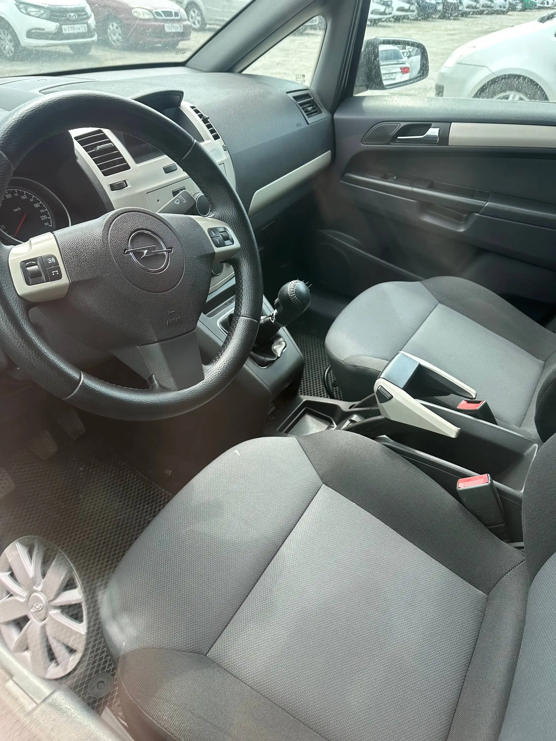 Opel Zafira 1.8 дизель МКПП 2008 - Легковые автомобили (Авто) в Челябинск