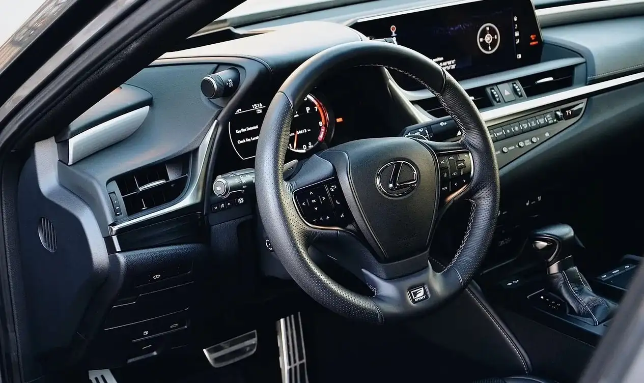 Lexus ES 350 2018 - Lexus ES (Авто) в Челябинск