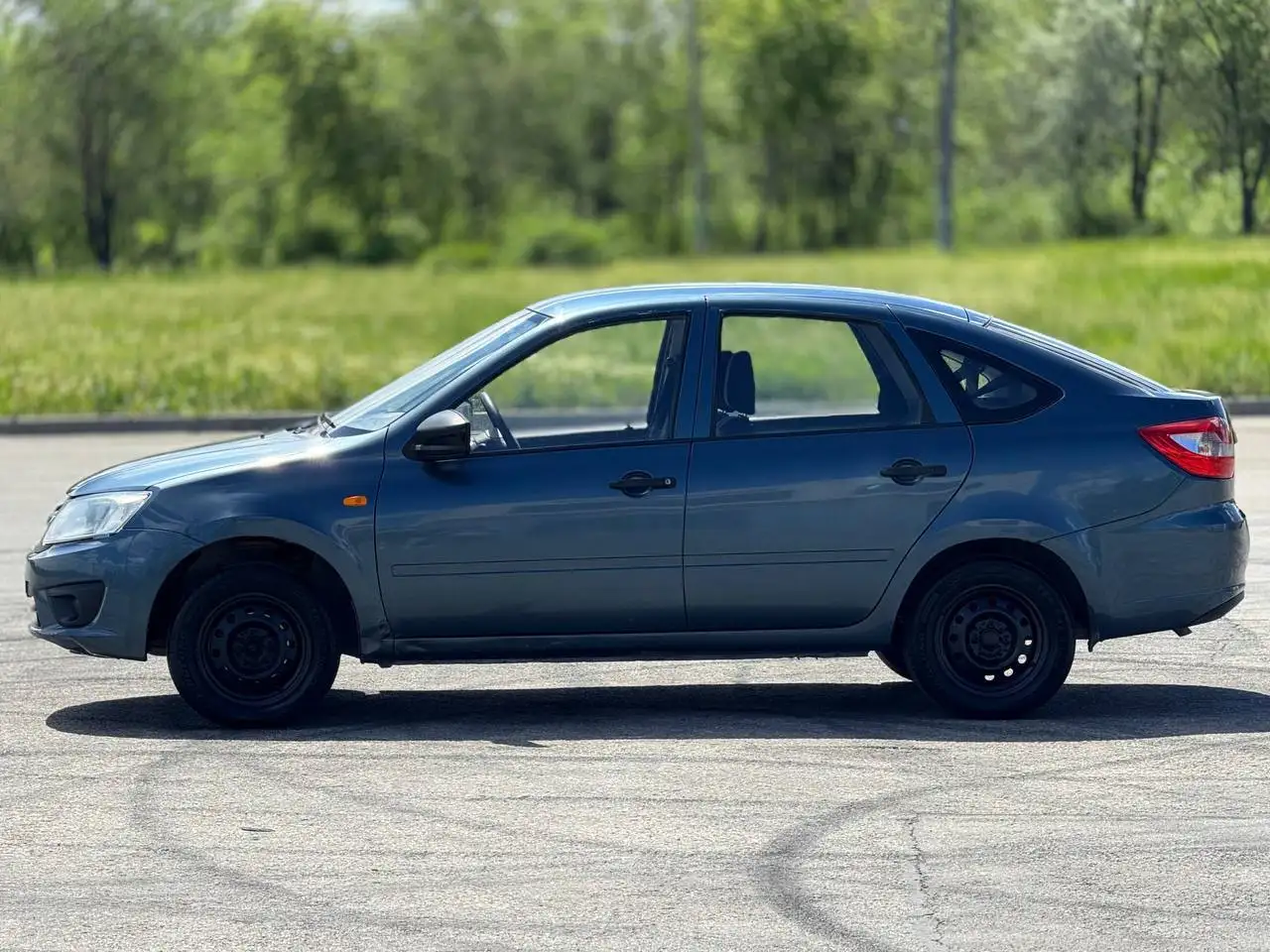 LADA Granta Liftback 2014 - Легковые автомобили (Авто) в Магнитогорск