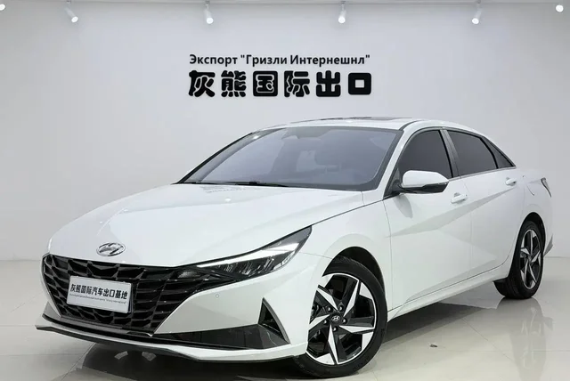 Hyundai Elantra 2023 года - Шины, диски и колёса в Челябинск