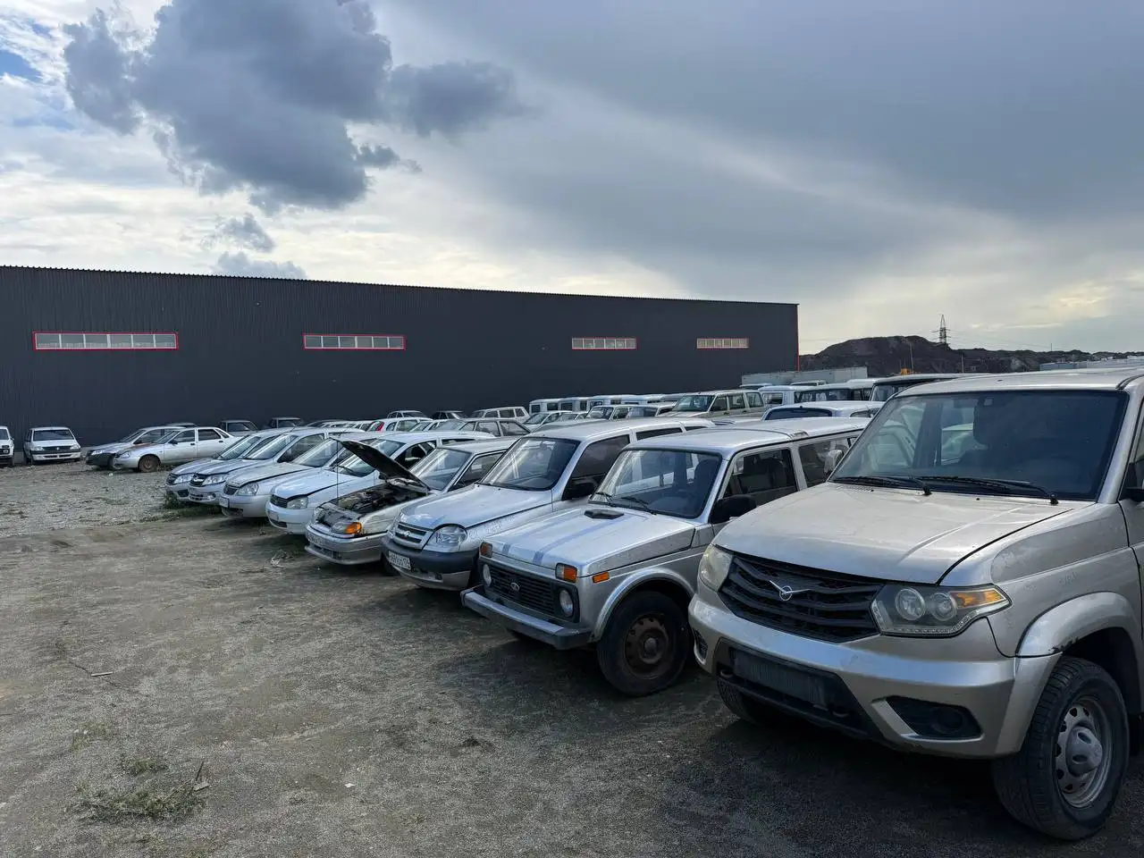 Продажа автопарка машин оптом - Кузовные детали (Авто) в Челябинск