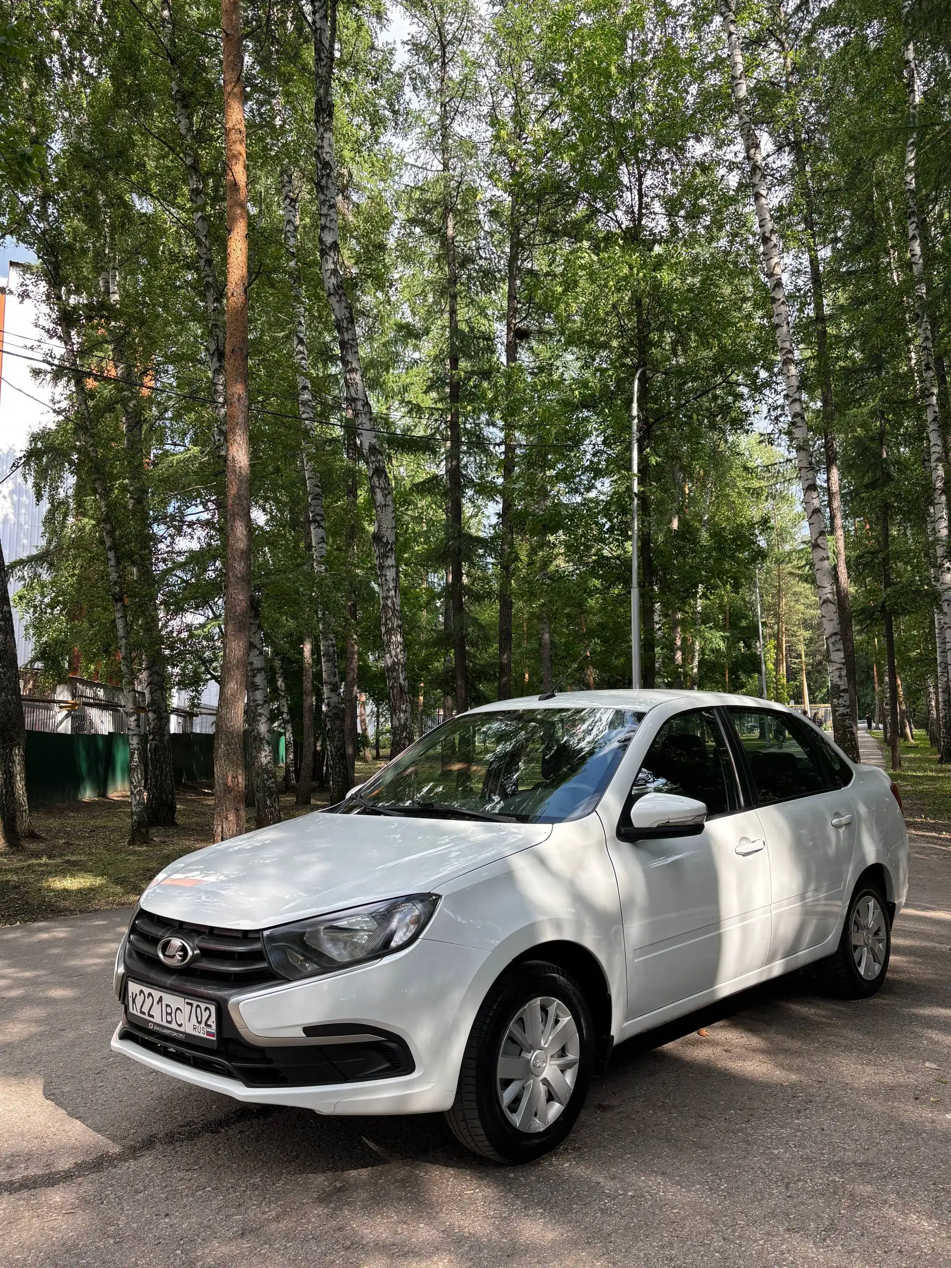 Лада Гранта 2022 - Легковые автомобили (Авто) в Уфа