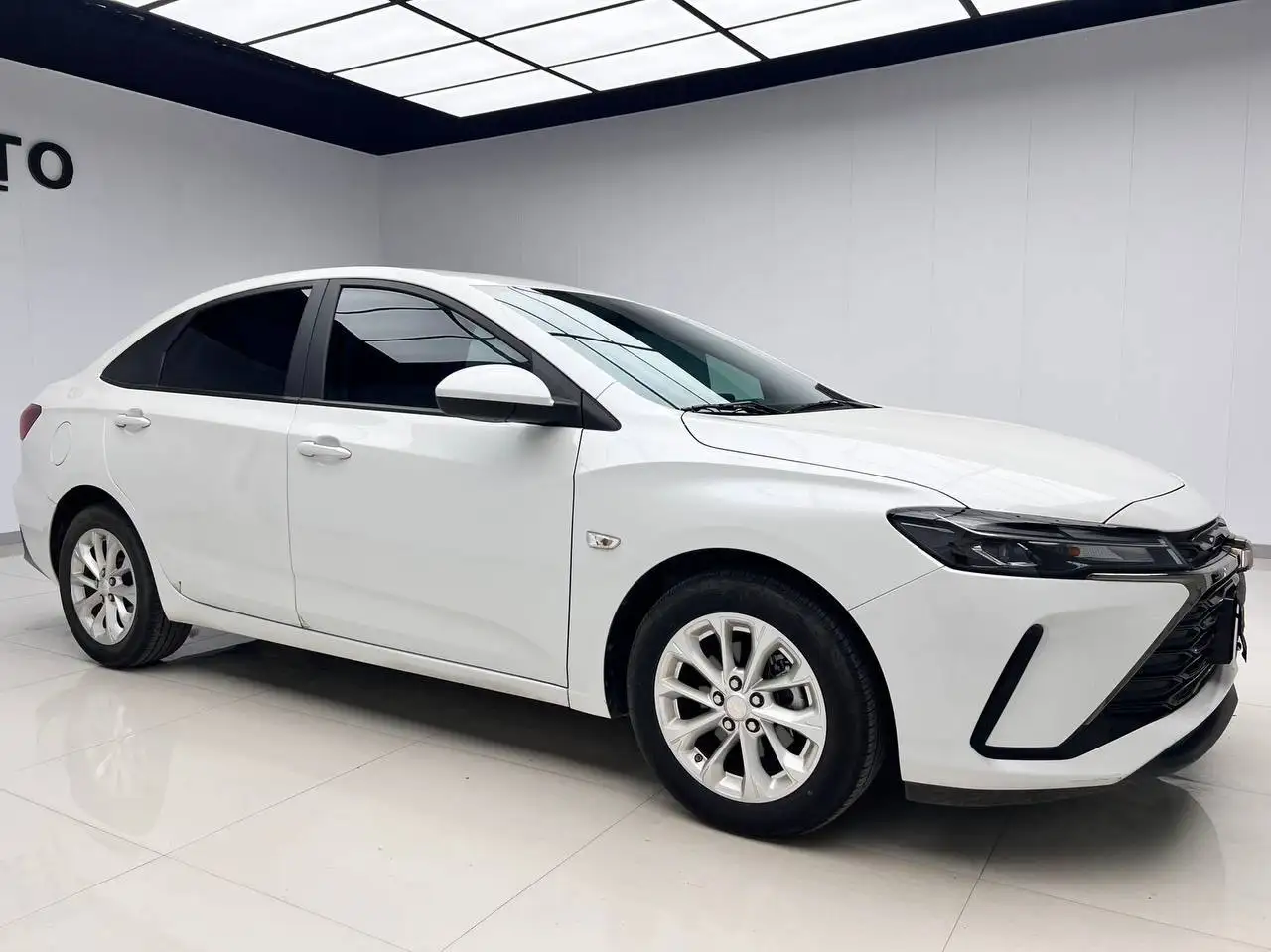 Chevrolet Monza 2023 - Легковые автомобили (Авто) в Челябинск