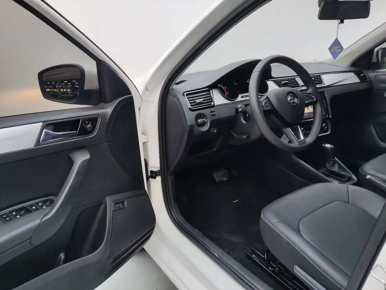 Skoda Rapid 2022 - Легковые автомобили (Авто) в Челябинск