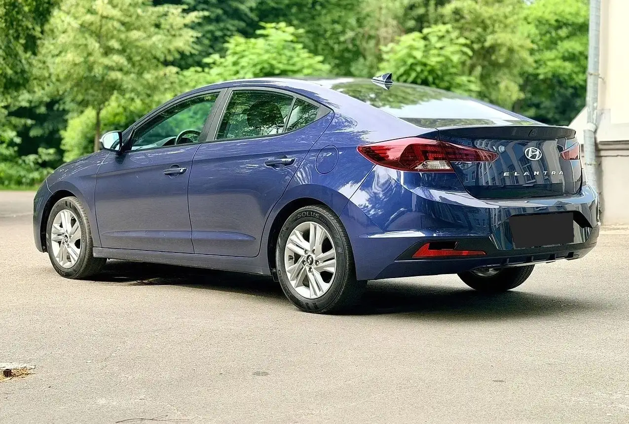 Hyundai Elantra 2018 - Легковые автомобили (Авто) в Челябинск