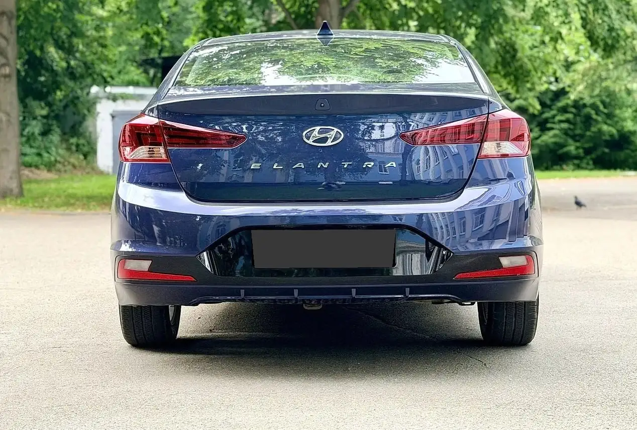 Hyundai Elantra 2018 - Легковые автомобили (Авто) в Челябинск