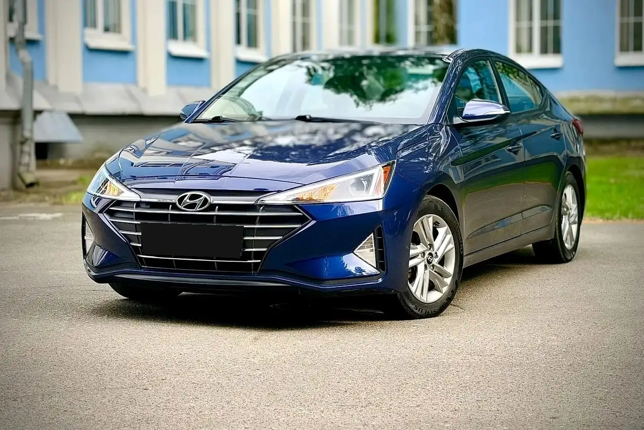 Hyundai Elantra 2018 - Легковые автомобили (Авто) в Челябинск
