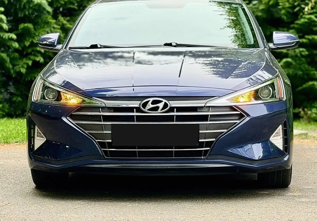 Hyundai Elantra 2018 - Легковые автомобили (Авто) в Челябинск