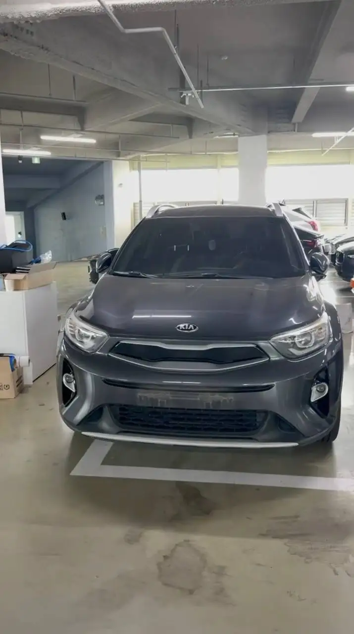 Kia Stonic 2018, 61 000 км, автомат, 1.4 л - Легковые автомобили (Авто) в Челябинск