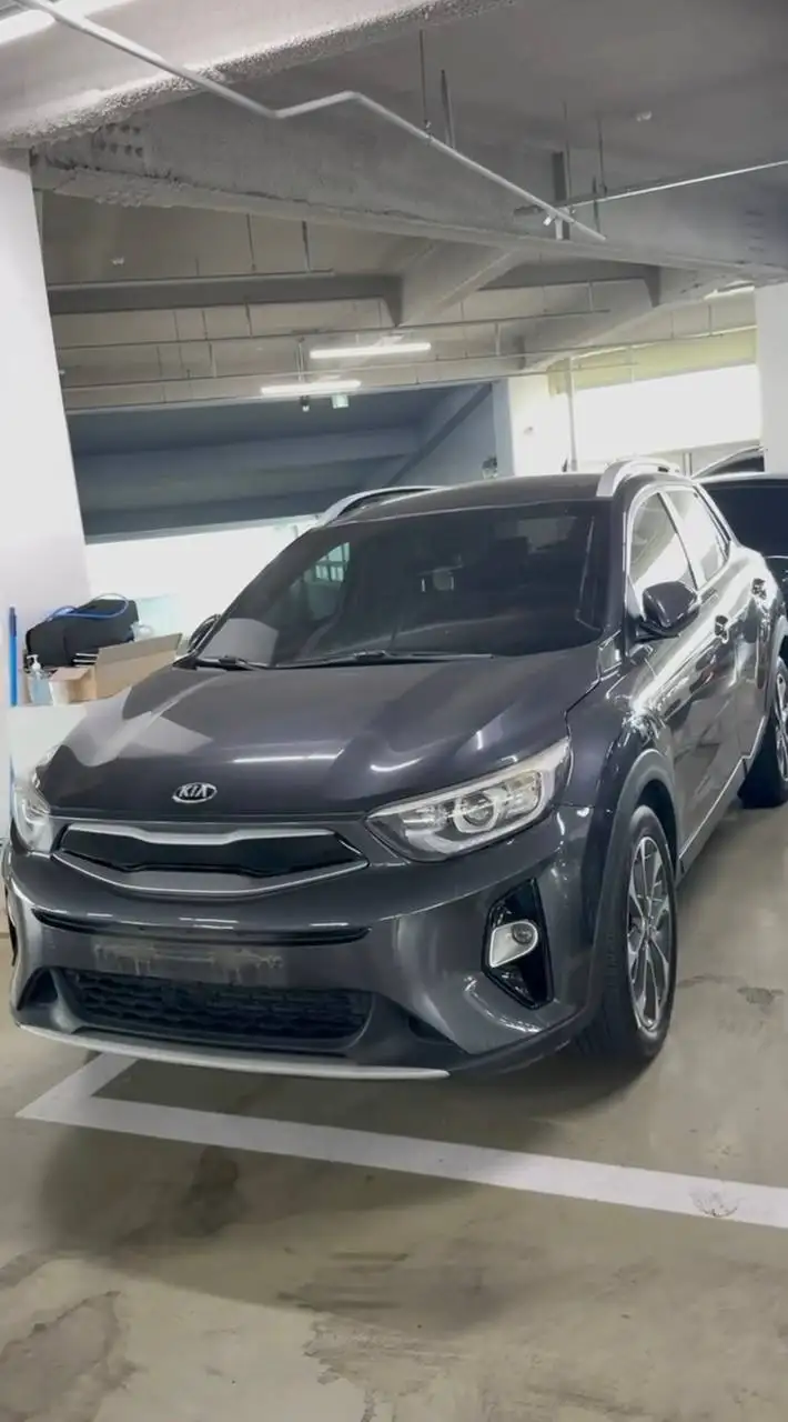 Kia Stonic 2018, 61 000 км, автомат, 1.4 л - Легковые автомобили (Авто) в Челябинск