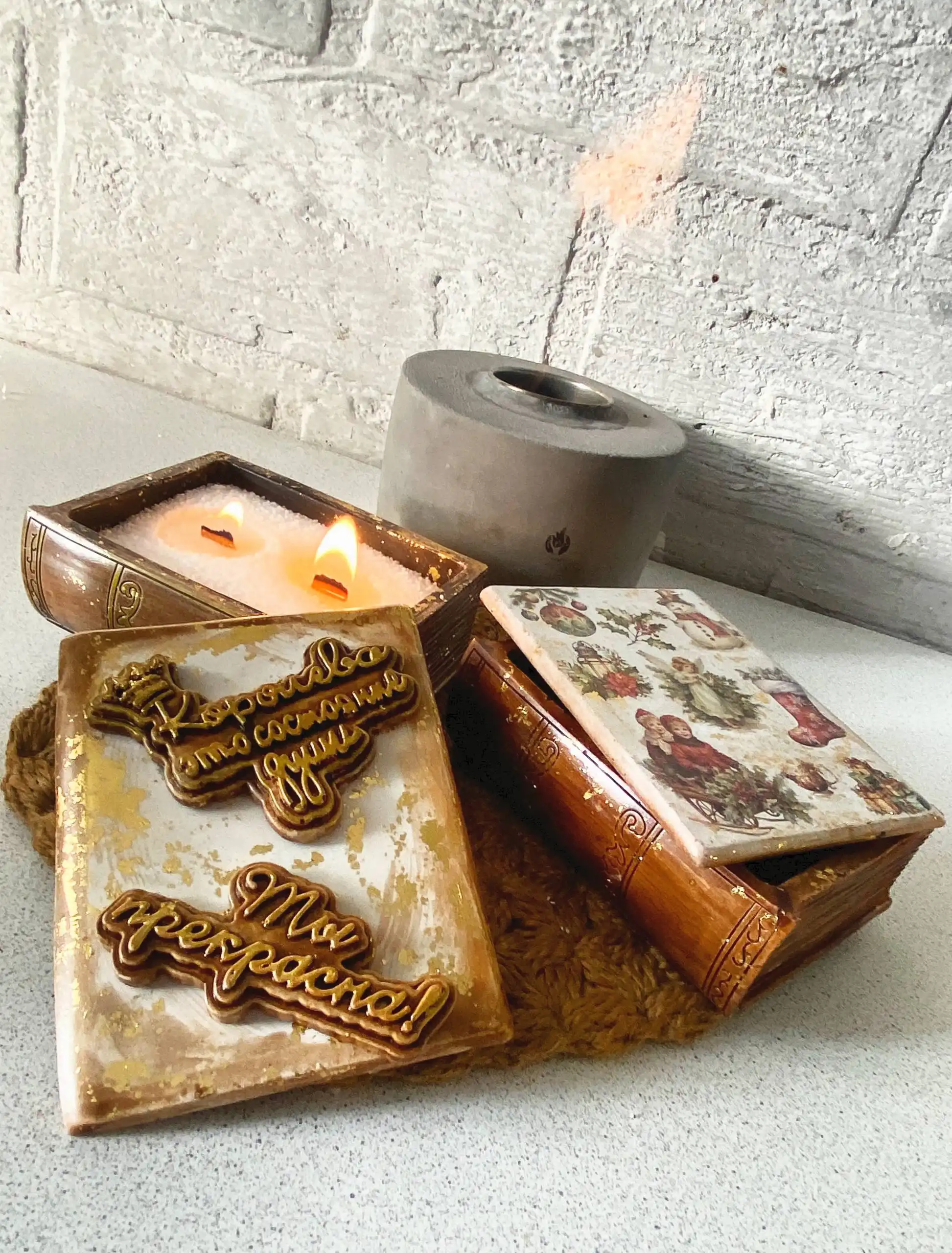 Декоративная свеча в форме книги - Барахолка в Кемерово