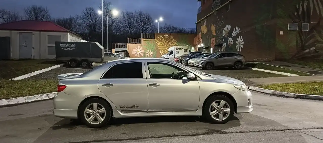 Toyota Corolla 2013 года в отличном состоянии