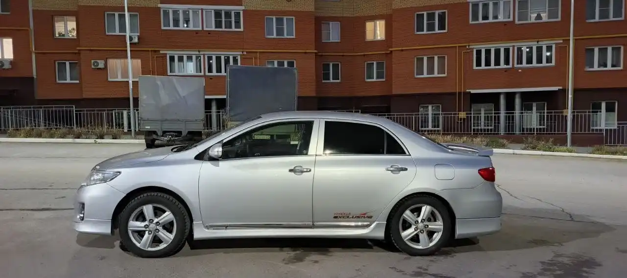 Toyota Corolla 2013 года в отличном состоянии