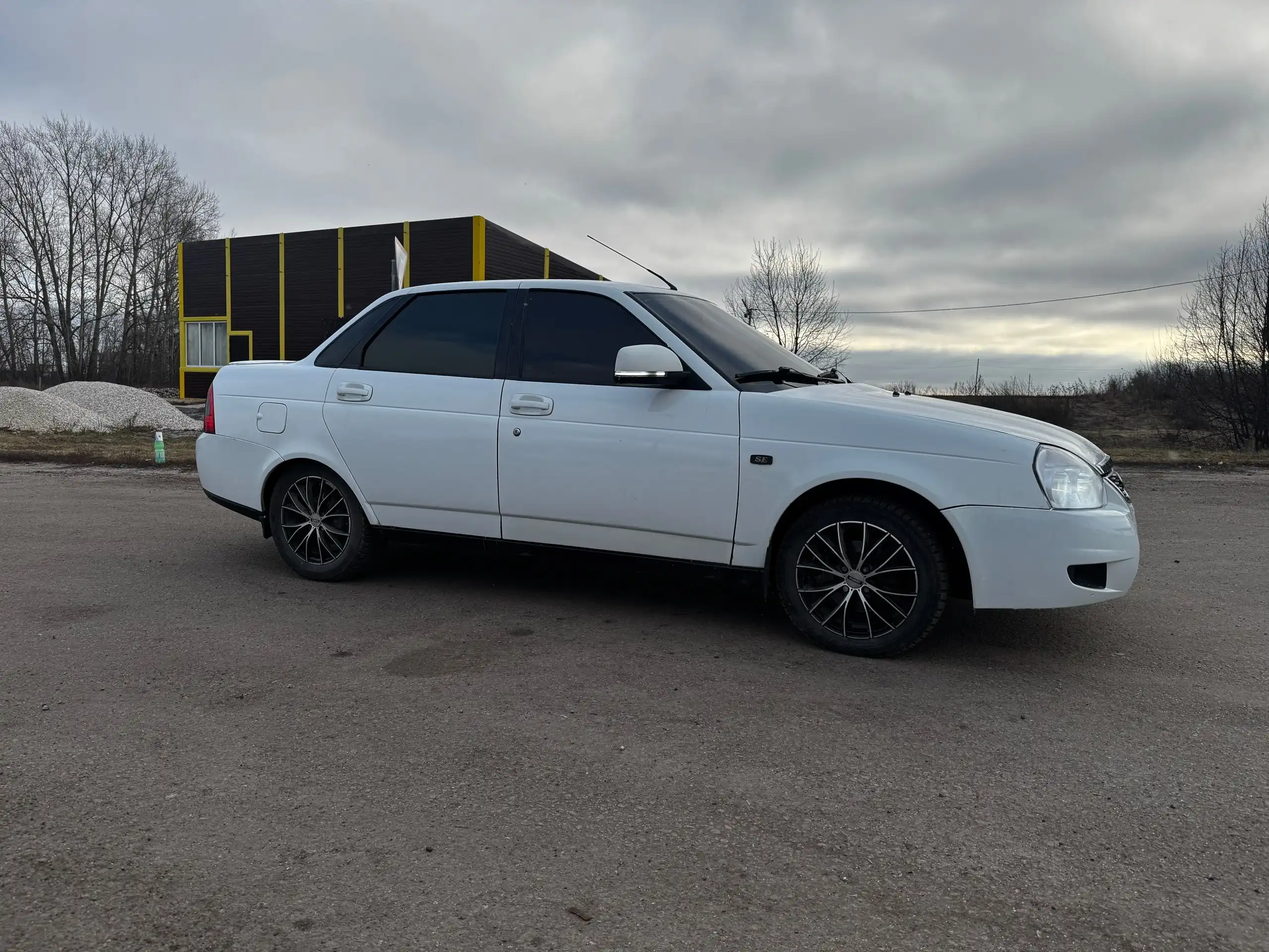 Продажа Лада Приора 2014 года