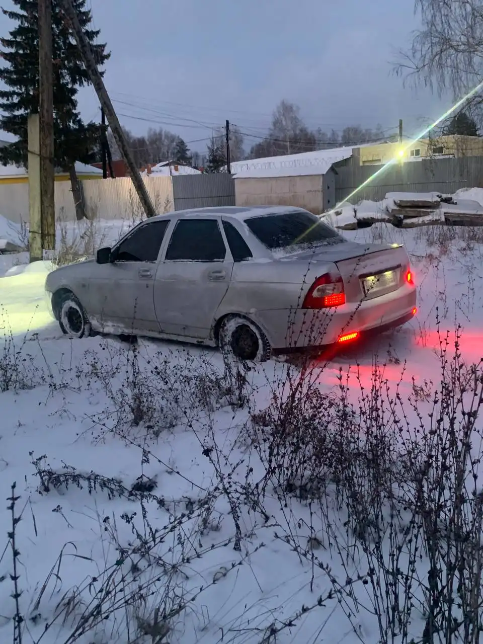 Автомобиль 2010 года люкс