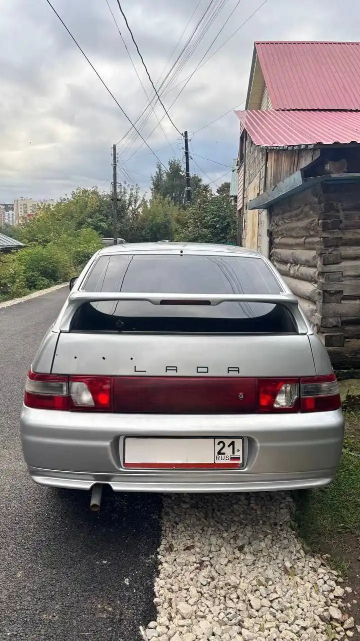 Автомобиль 2006 года, 1.6 л, без гидроусилителя