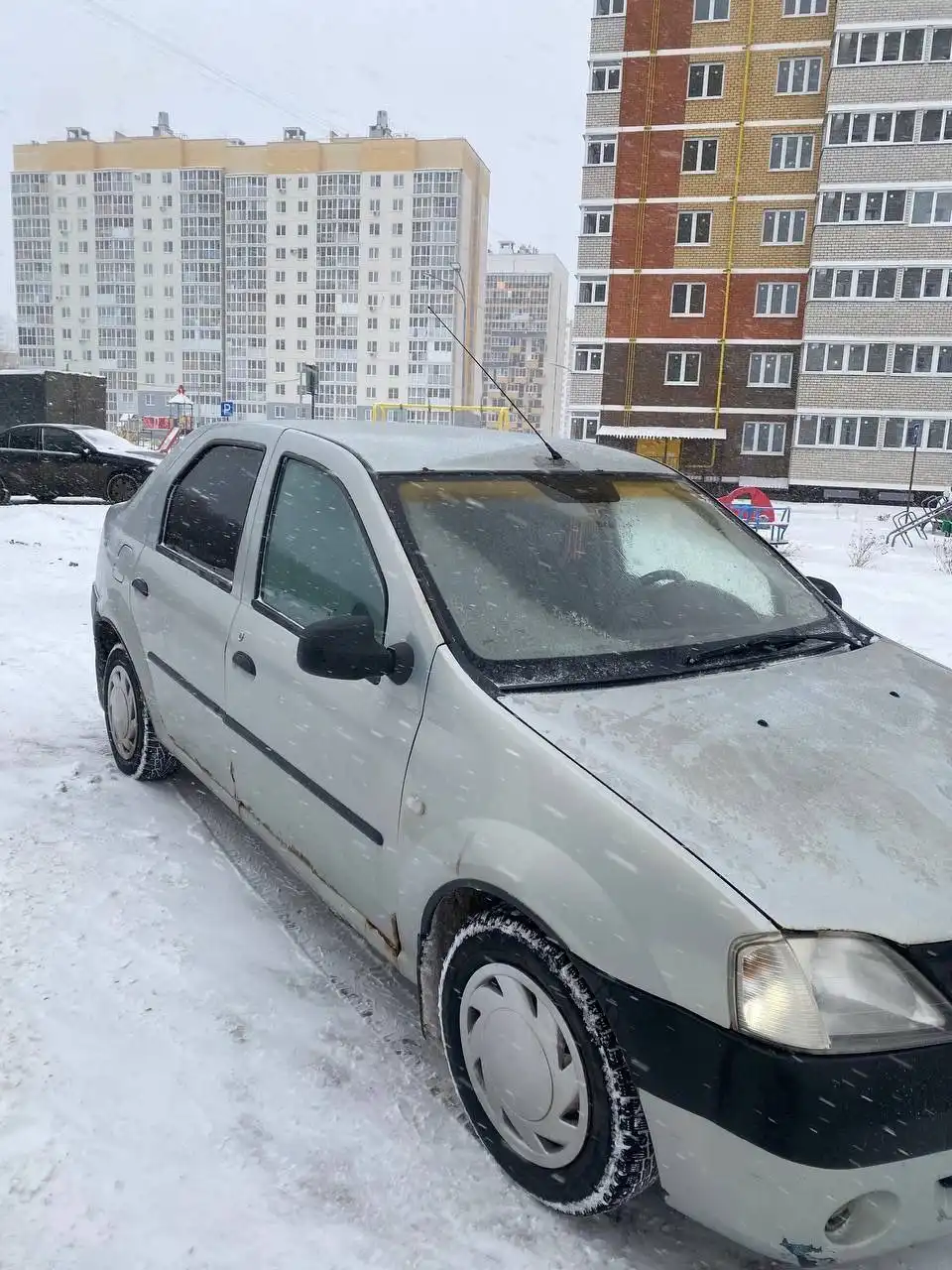 Продам Рено Логан с мотором 1.6