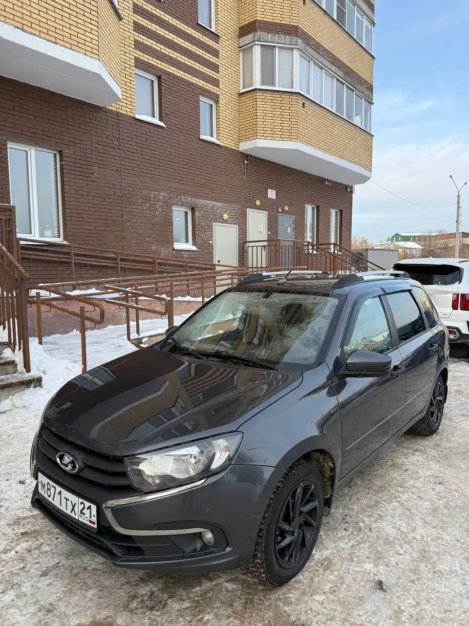 Продажа автомобиля 2021 года с пробегом 109 тыс. км - Авто в Чебоксары