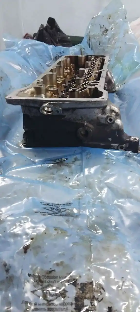 Продам ГБЦ ВАЗ 21214 от Шнивы - Двигатель (Запчасти) в Чебоксары