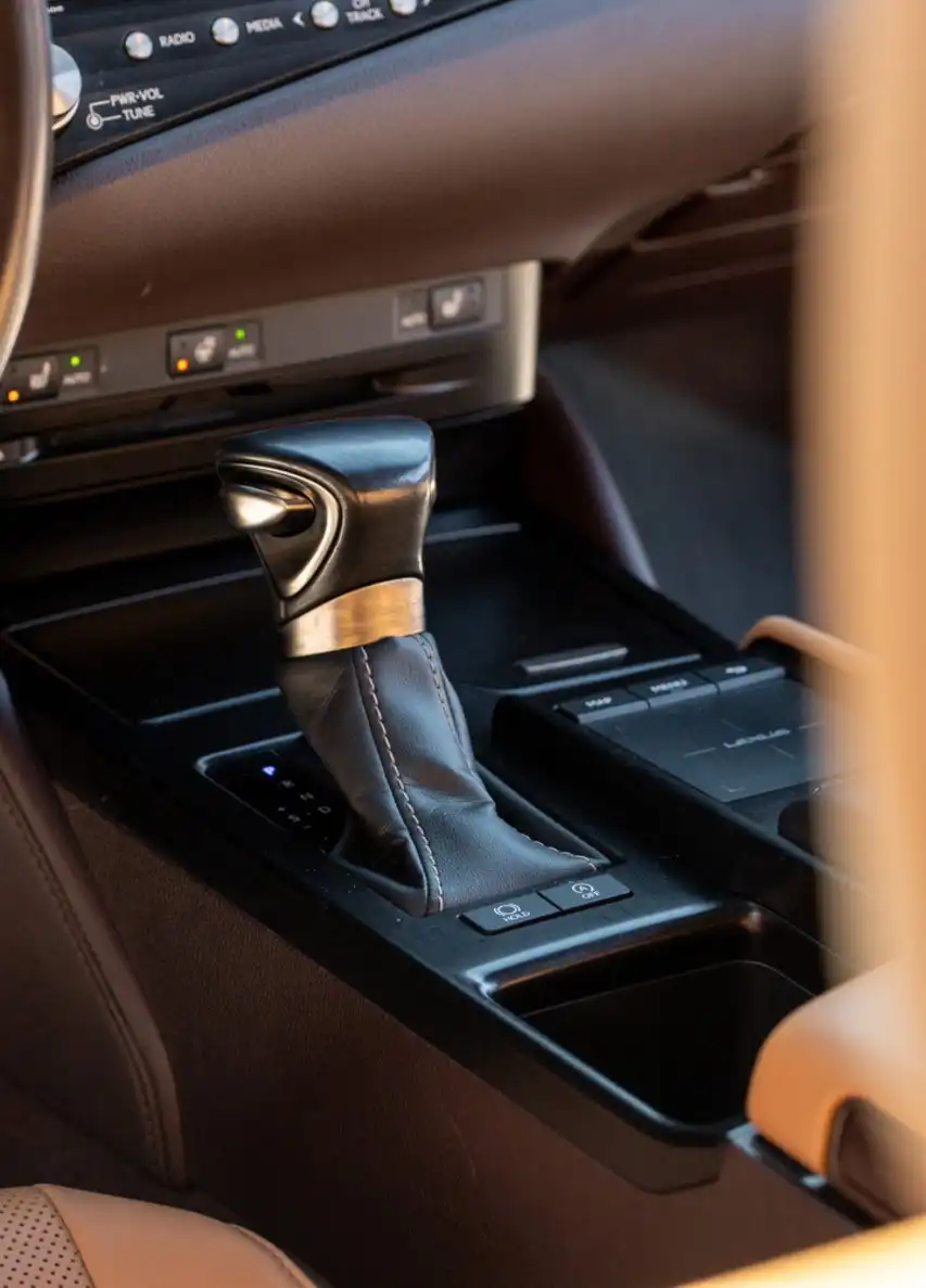 Lexus ES 2.5 бензин 2020 год - Легковые автомобили (Авто) в Чебоксары