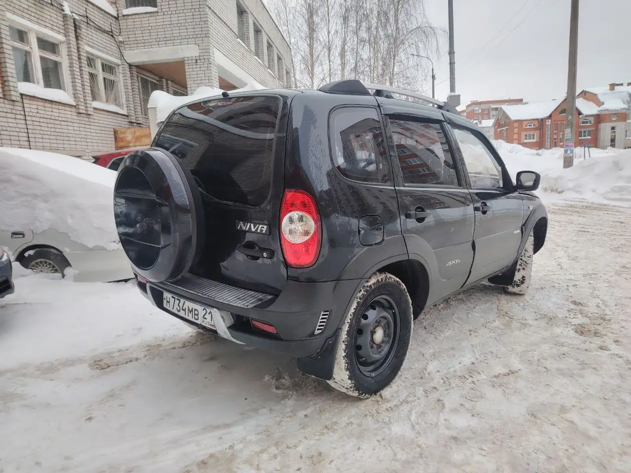 Продам Ниву Шевроле 2013 года - Внедорожники (Авто) в Чебоксары