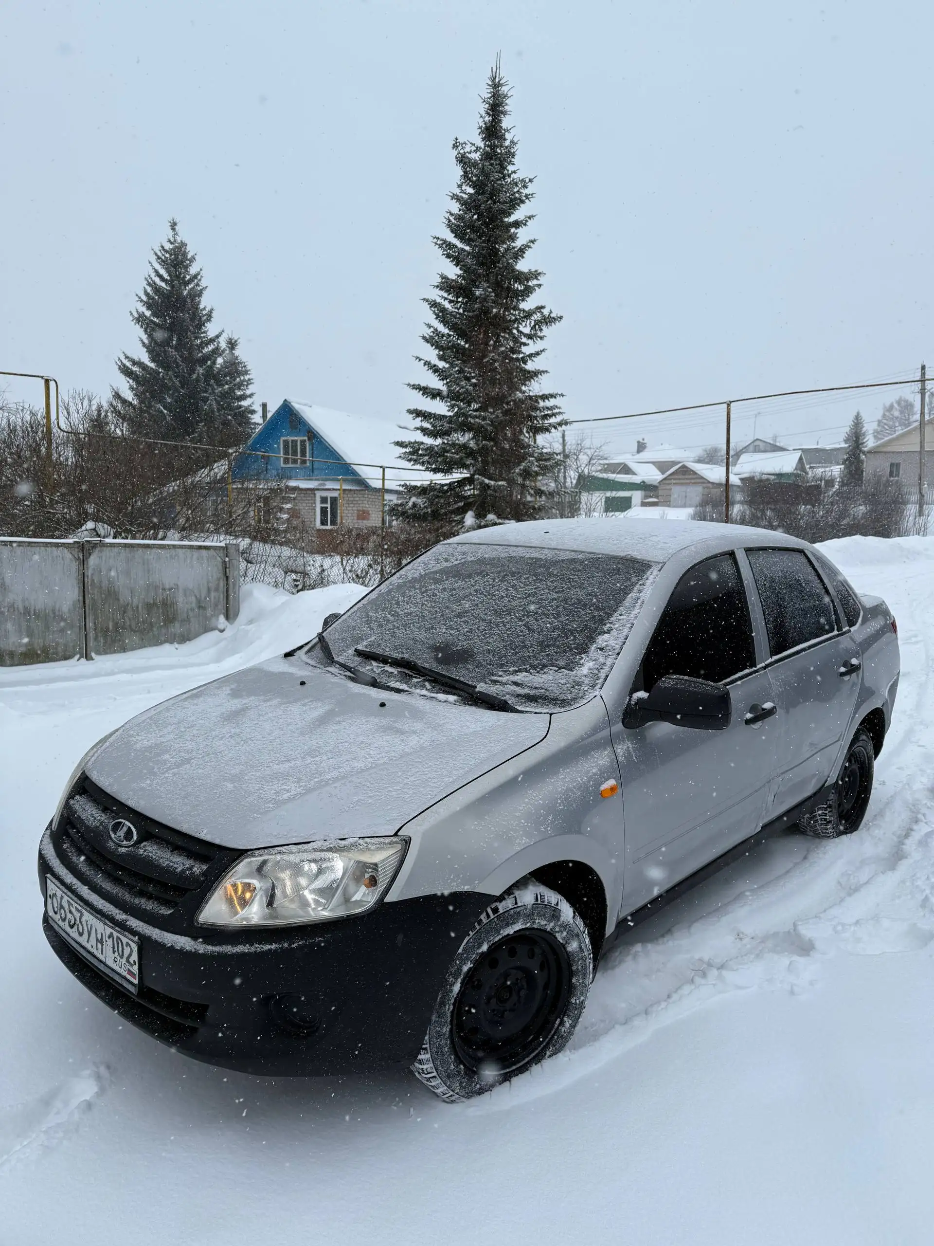 Lada Granta 2013 года в хорошем рабочем состоянии - Легковые автомобили (Авто) в Чебоксары