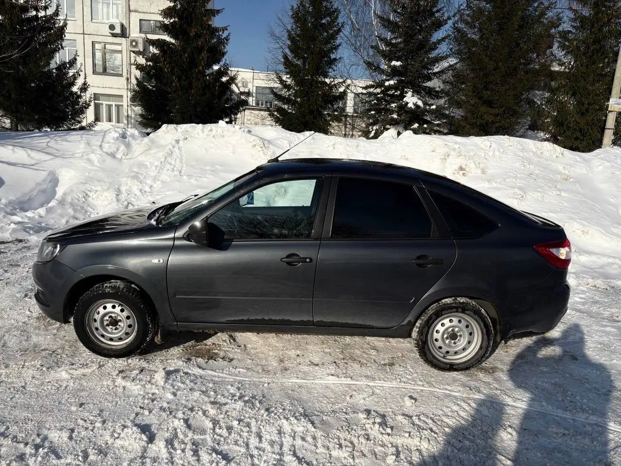 Продается Лада Гранта Лифтбек 2019 года - Легковые автомобили (Авто) в Чебоксары