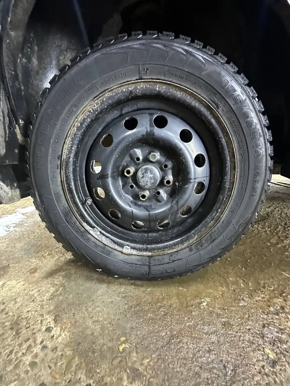 Продается Лада Калина хетчбэк 2012 года - Легковые автомобили (Авто) в Чебоксары