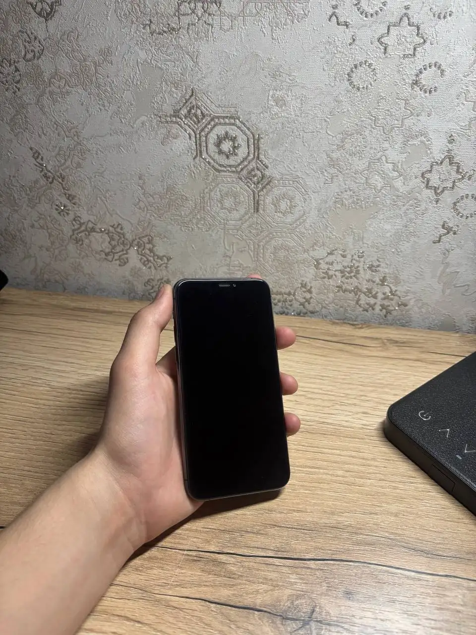 Обмен iPhone 15 и 11 Pro на автомобиль - Смартфоны (Электроника) в Чебоксары