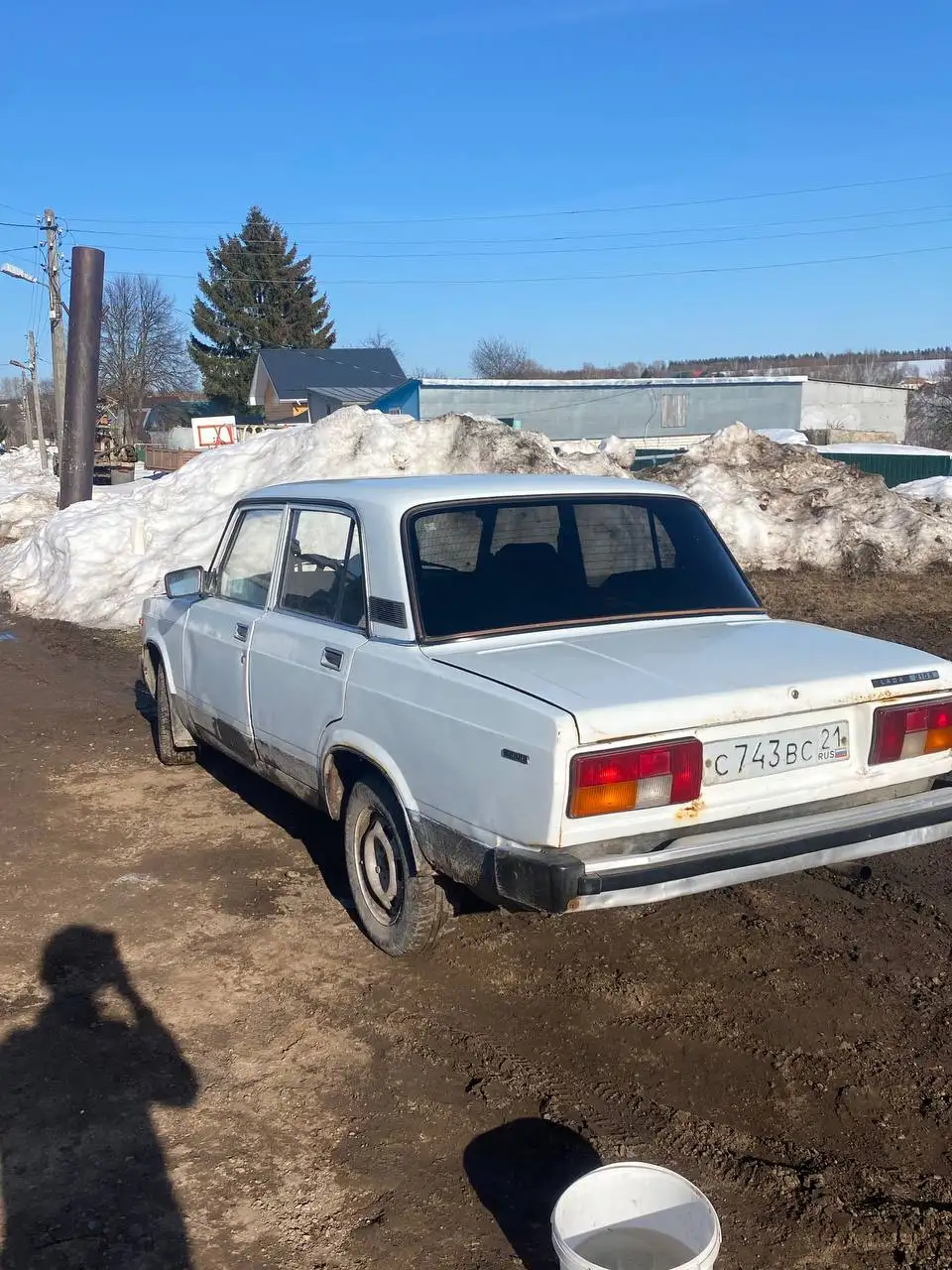 Продажа автомобиля с небольшим торгом у капота - Авто в Чебоксары