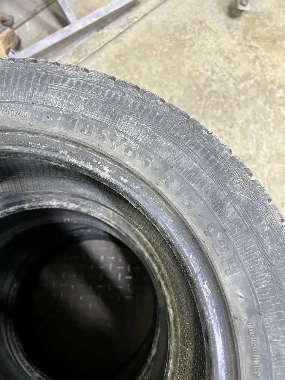 Резина мягкая 185/65 R15 - Шины (Запчасти) в Чебоксары