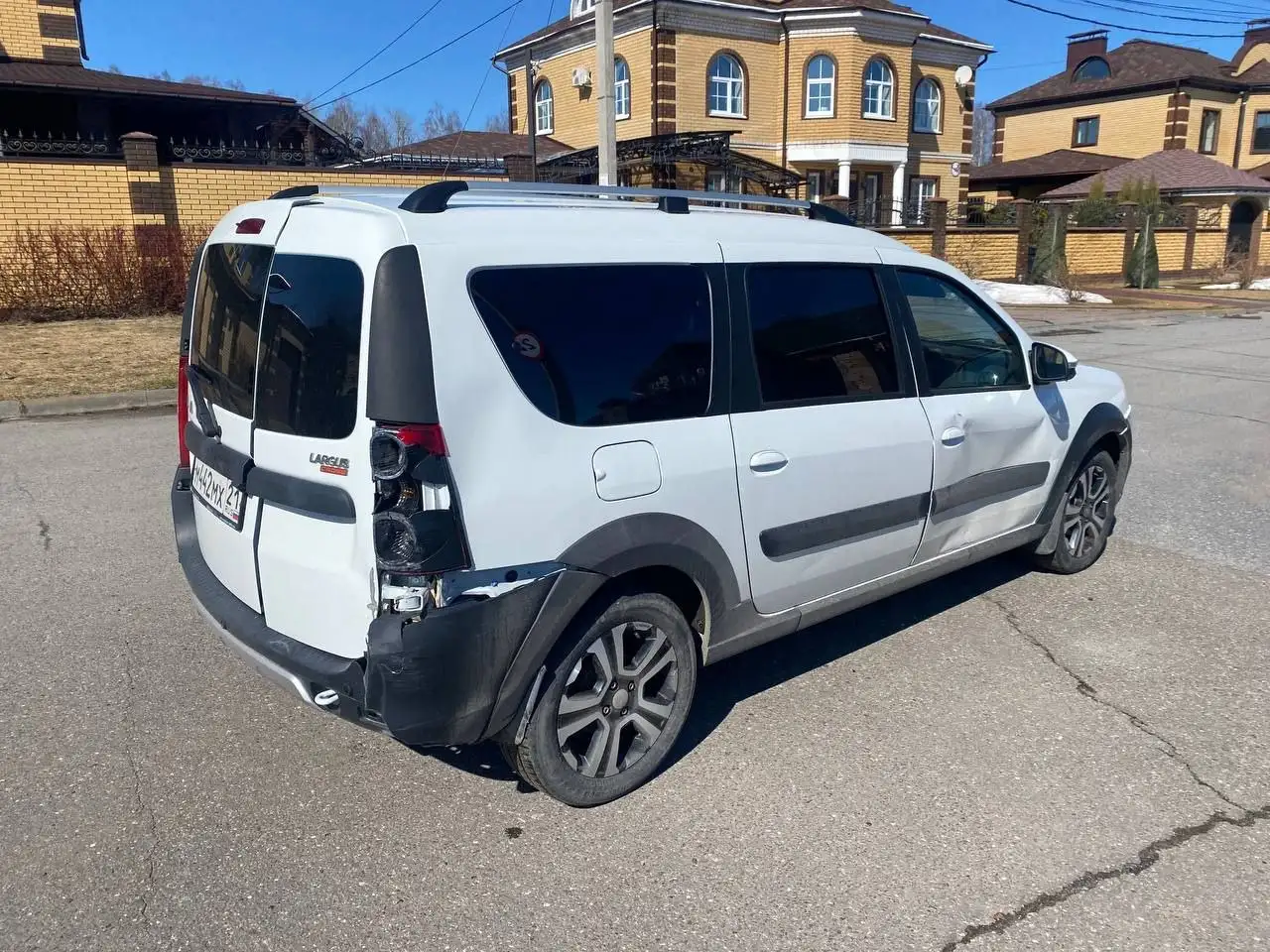 Минивэн 2021 года, 7 мест, максимальная комплектация - Минивэны (Авто) в Чебоксары