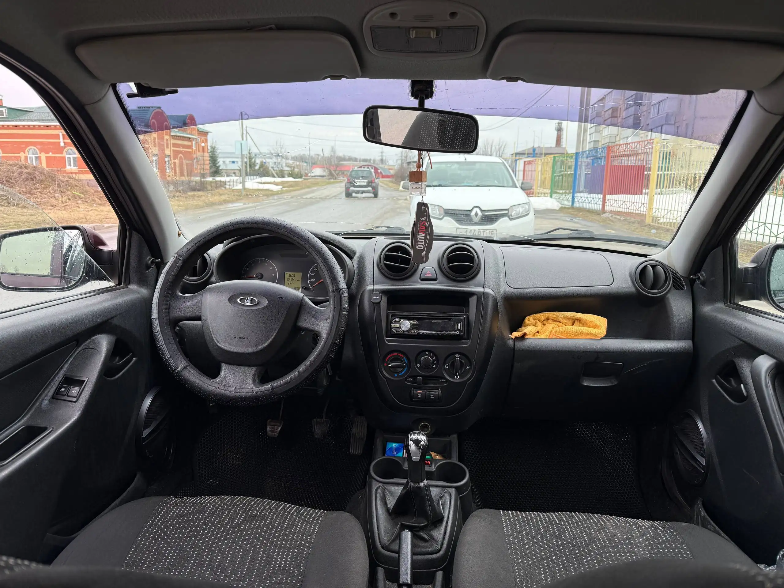 Продажа Лада Гранта 2013 года - Легковые автомобили (Авто) в Йошкар-Ола