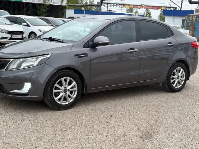Kia Rio 2013 в отличном состоянии в Канаше - Легковые автомобили в Канаш