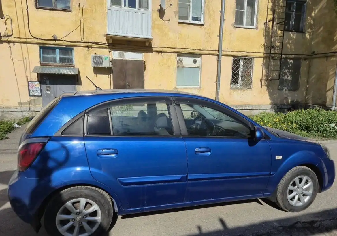 Продажа Kia Rio 2010 г. - Легковые автомобили (Авто) в Канаш