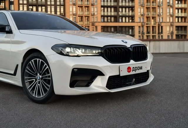 BMW 5 Series 2018 G30 3.2 млн - Авто в Чебоксары