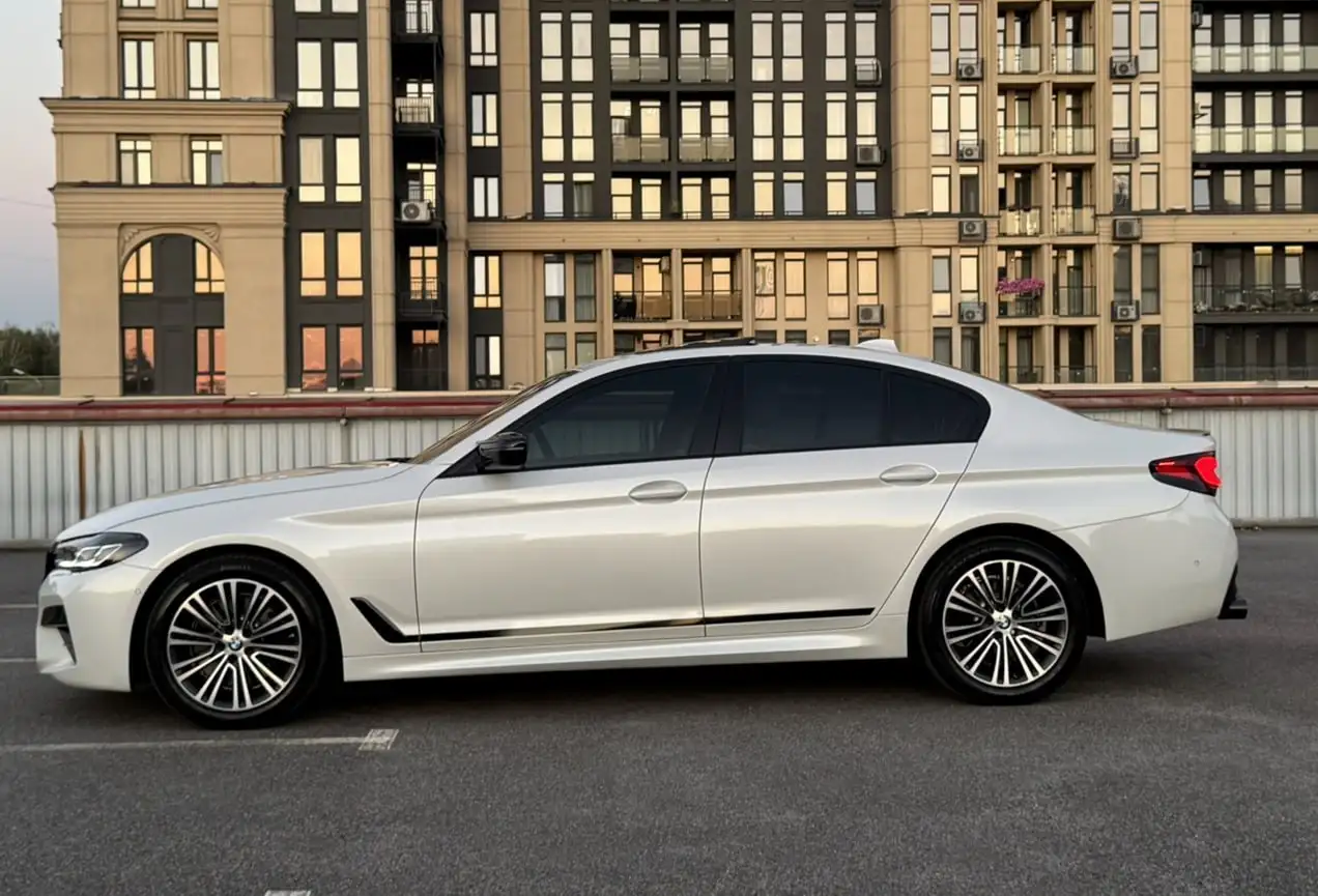 BMW 5 Series 2018 G30 3.2 млн - Седан (Авто) в Чебоксары