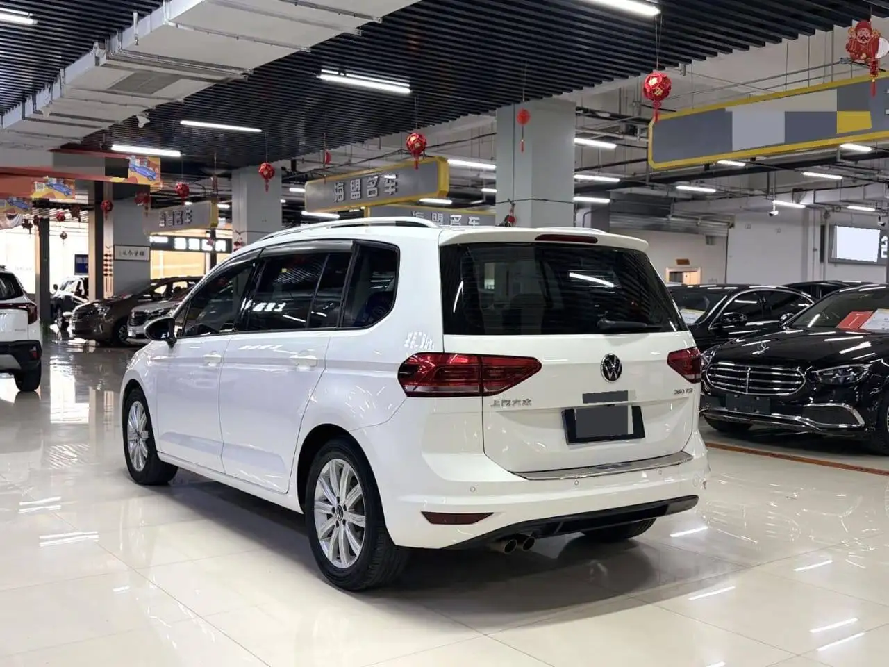 Volkswagen Touran-L 2022 - Минивэн (Авто) в Чебоксары