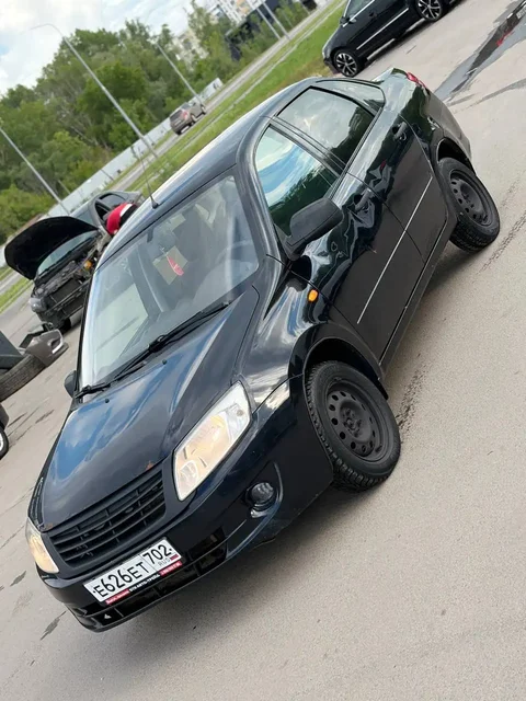 Lada Granta 2012 года с кондиционером - Запчасти и аксессуары в Чебоксары