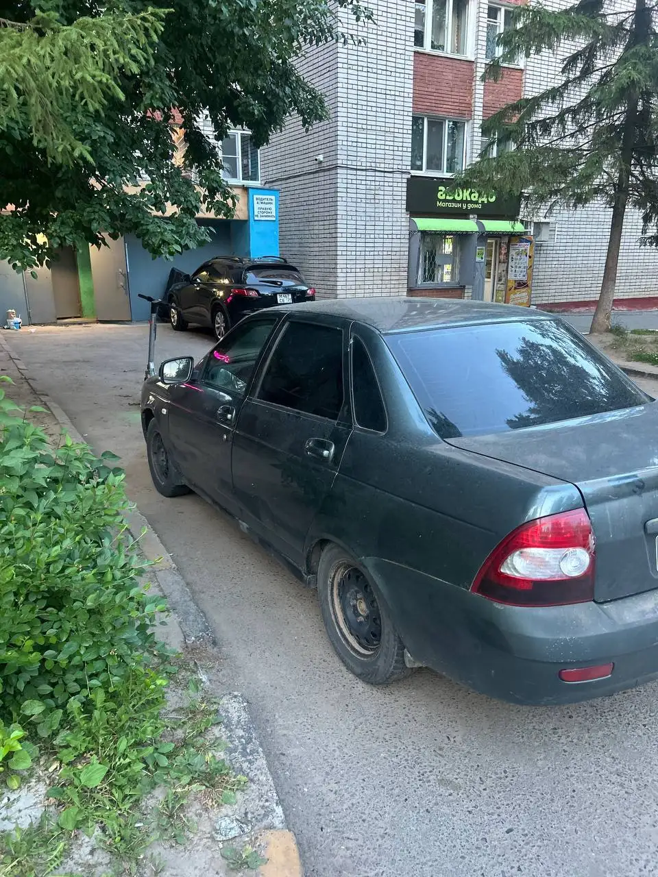Приора 2011 года с новыми задними стаканами и заменой порогов - Легковые автомобили (Авто) в Чебоксары