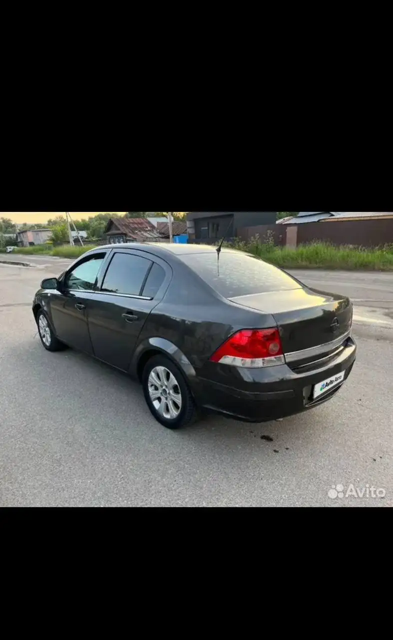 Opel Astra 2011, 1.8 автомат - Легковой автомобиль (Авто) в Новочебоксарск