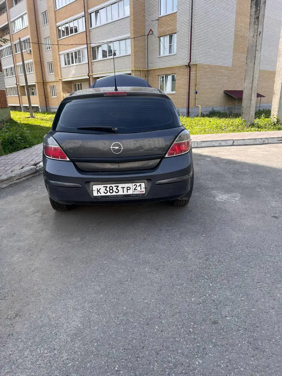 Opel Astra 2010, 1.6 - Легковые автомобили (Авто) в Чебоксары